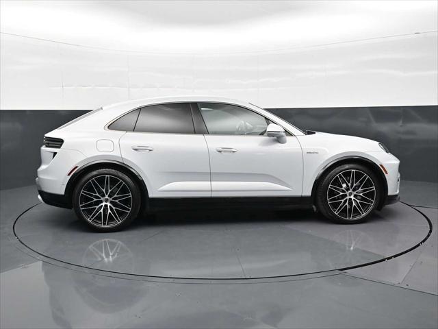 2026 Porsche Macan Electric Turbo