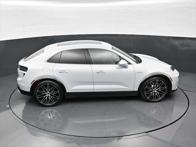 2026 Porsche Macan Electric Turbo
