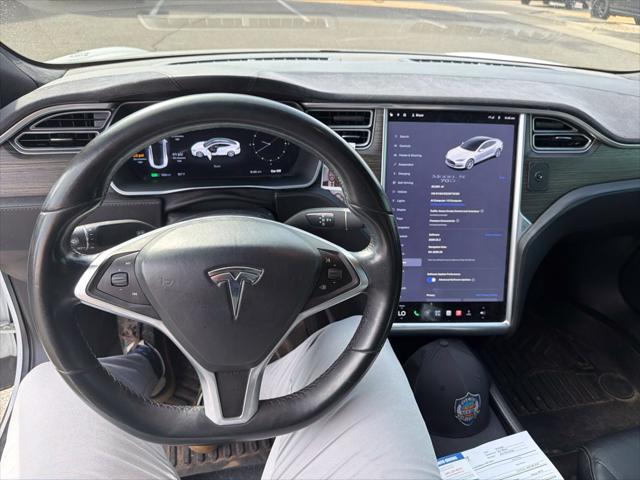 2016 Tesla Model S 70D