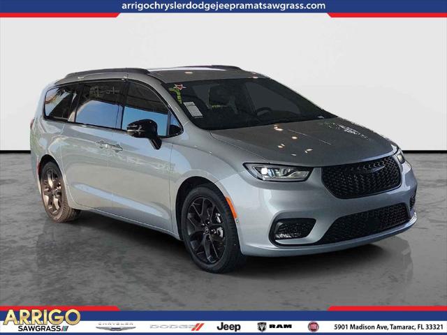2026 Chrysler Pacifica Select for sale in Tamarac, FL