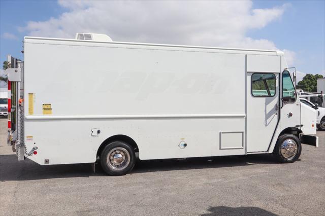 2016 Freightliner M Line Walk-In Van