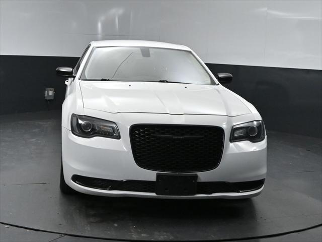 2023 Chrysler 300 Touring