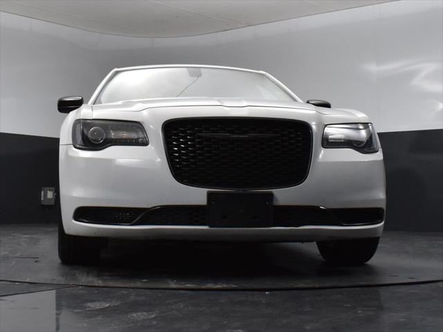 2023 Chrysler 300 Touring