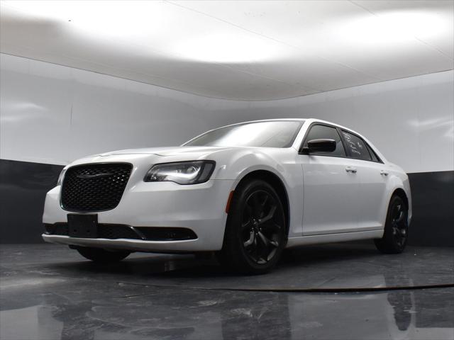 2023 Chrysler 300 Touring