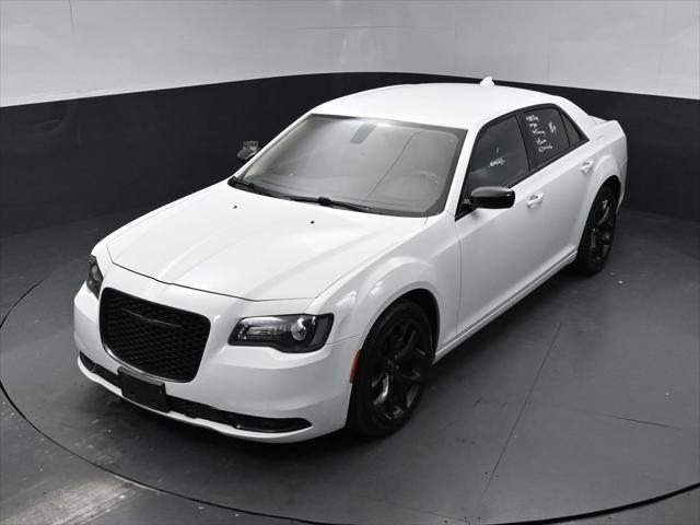 2023 Chrysler 300 Touring