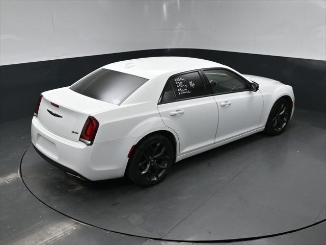 2023 Chrysler 300 Touring