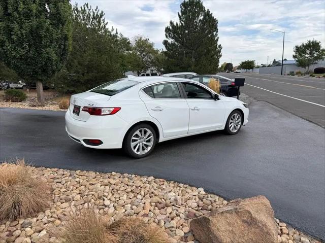 2017 Acura ILX Technology Plus Package