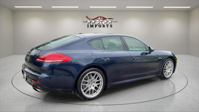 2015 Porsche Panamera 4