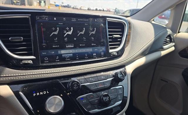 2021 Chrysler Pacifica Hybrid Limited