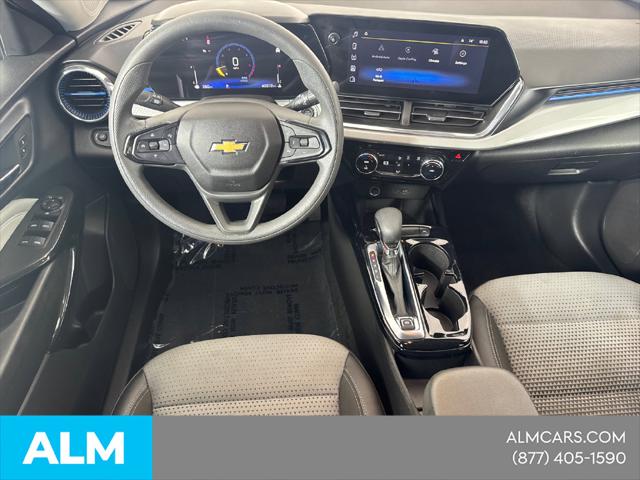 2025 Chevrolet Trax FWD LT