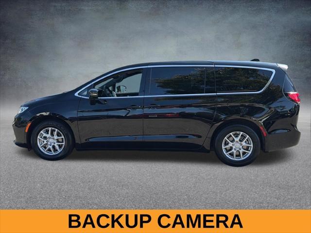 2026 Chrysler Pacifica Select 2026 Chrysler Pacifica Select
