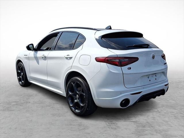 2023 Alfa Romeo Stelvio Estrema AWD 2023 Alfa Romeo Stelvio Estrema AWD
