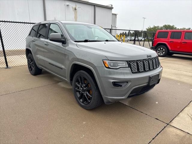2022 Jeep Grand Cherokee Laredo X 4x4 for sale in Waukee, IA