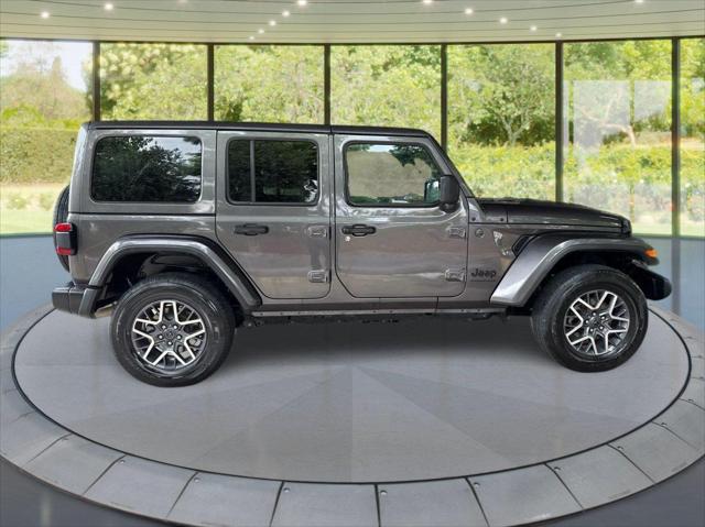 2025 Jeep Wrangler 4-Door Sahara 4x4 2025 Jeep Wrangler 4-Door Sahara 4x4