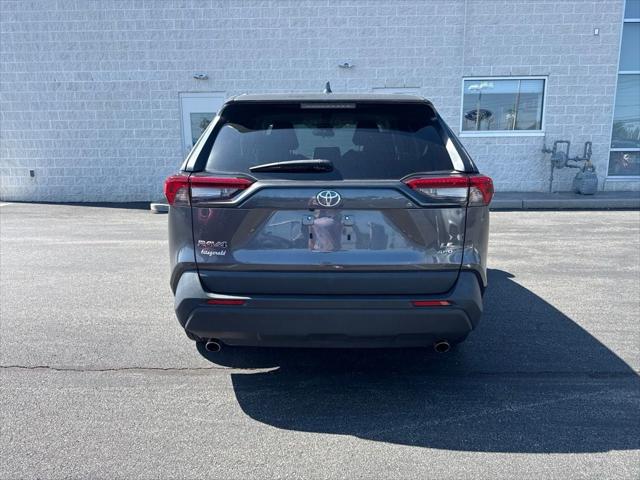 2024 Toyota RAV4 LE 2024 Toyota RAV4 LE