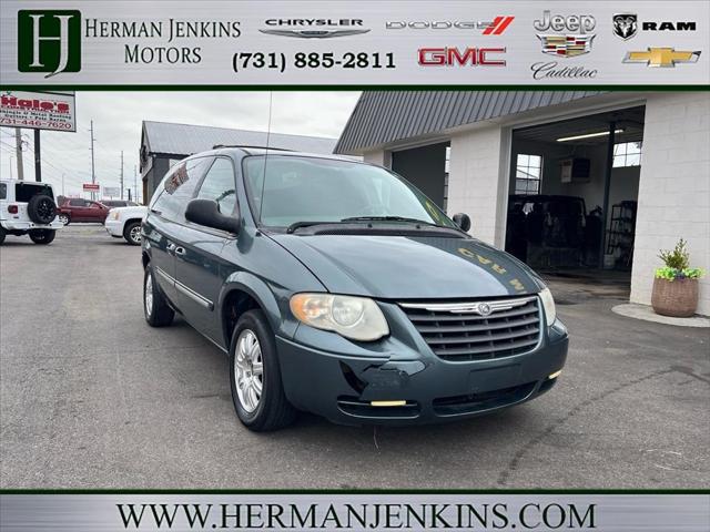 2006 Chrysler Town & Country Touring for sale in Union City, TN