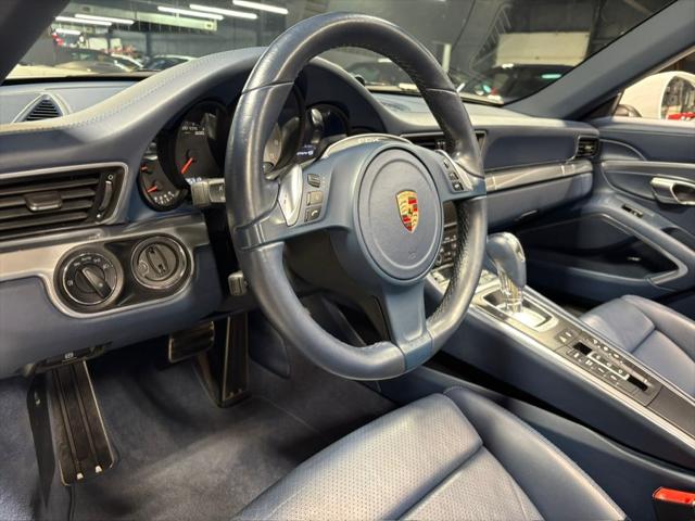 2013 Porsche 911 Carrera 4S