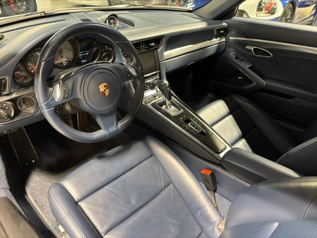 2013 Porsche 911 Carrera 4S