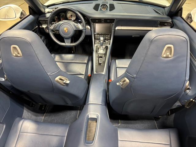 2013 Porsche 911 Carrera 4S