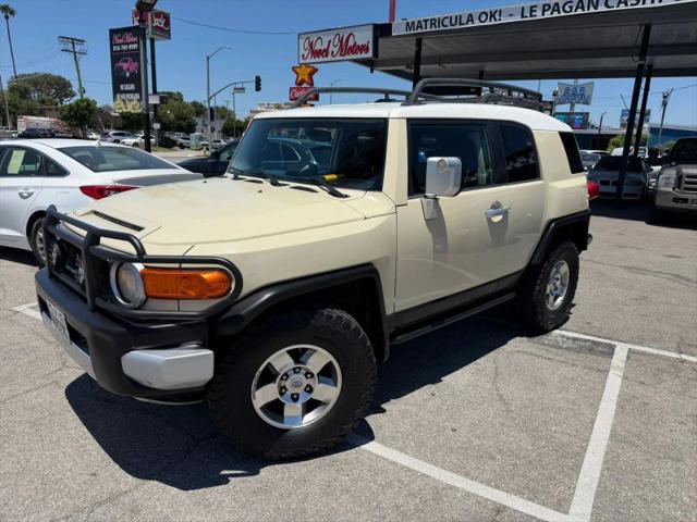 2009 Toyota FJ Cruiser Base for sale in North Hollywood, CA