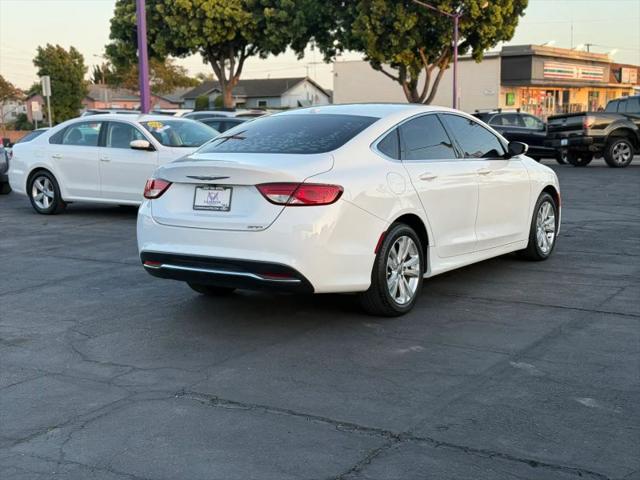 2016 Chrysler 200 Limited