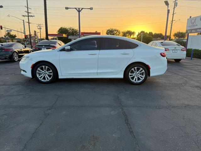 2016 Chrysler 200 Limited