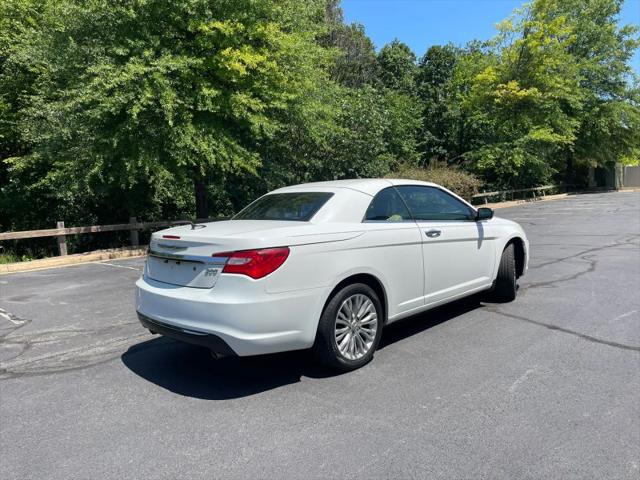 2012 Chrysler 200 Limited