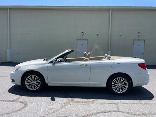 2012 Chrysler 200 Limited