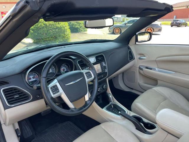2012 Chrysler 200 Limited