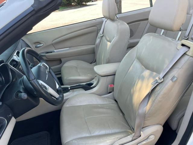 2012 Chrysler 200 Limited