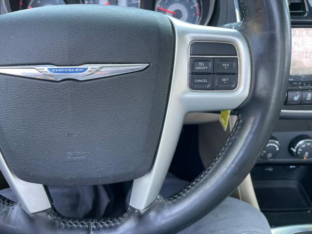 2012 Chrysler 200 Limited