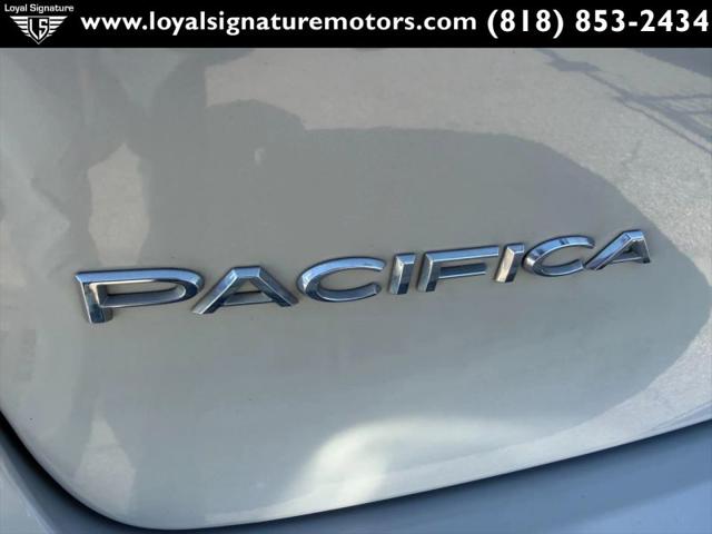 2017 Chrysler Pacifica Touring-L