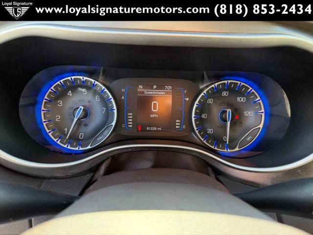 2017 Chrysler Pacifica Touring-L
