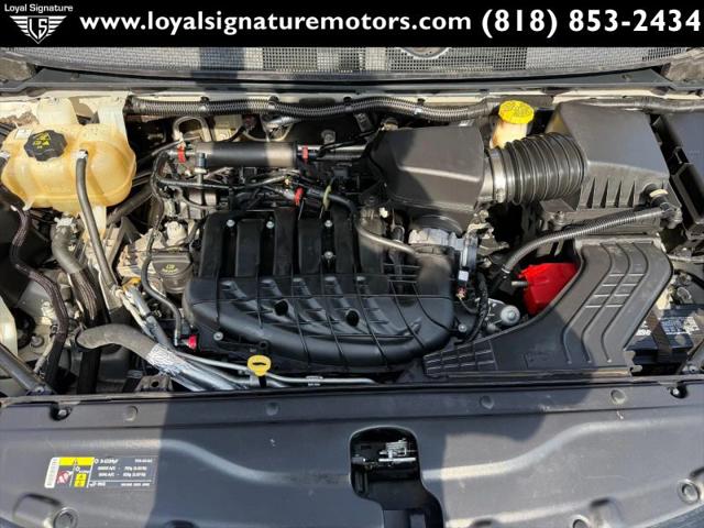 2017 Chrysler Pacifica Touring-L