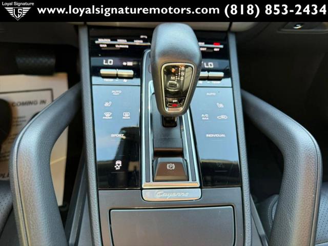 2021 Porsche Cayenne Base