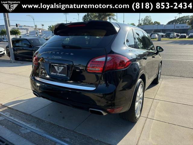 2012 Porsche Cayenne Base