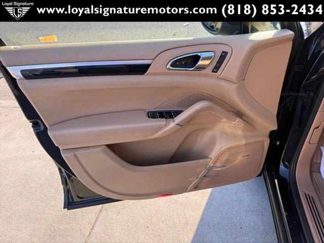 2012 Porsche Cayenne Base
