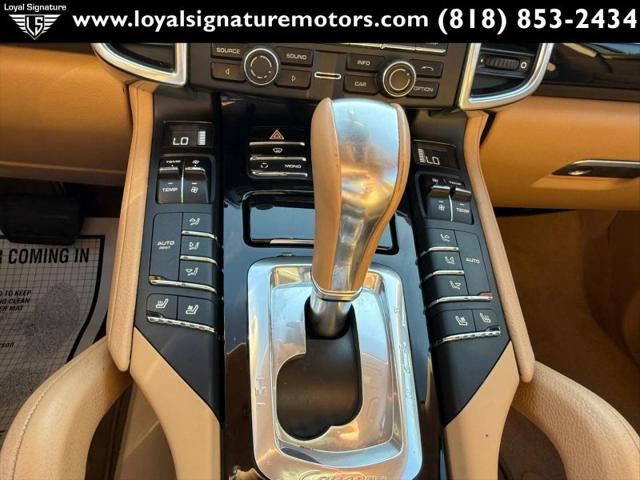 2012 Porsche Cayenne Base