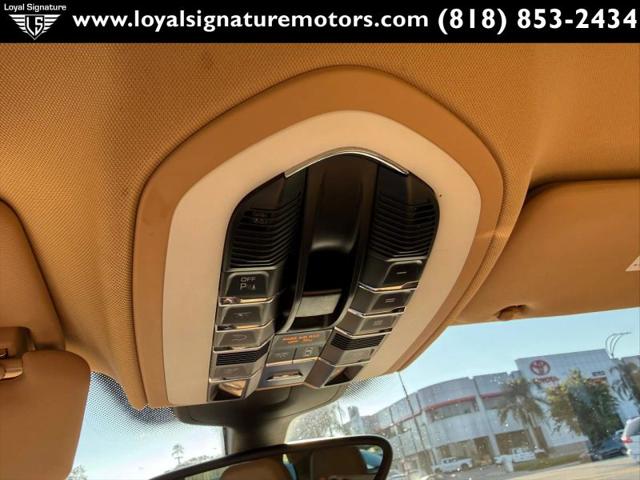 2012 Porsche Cayenne Base