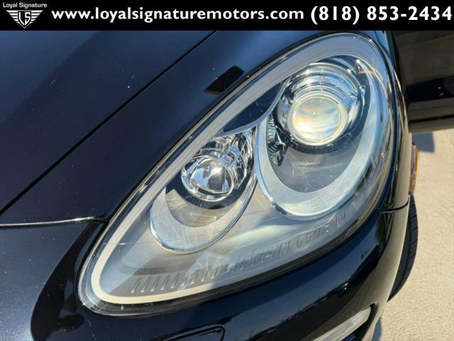 2012 Porsche Cayenne Base