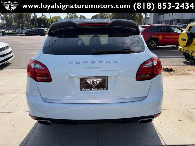 2014 Porsche Cayenne Platinum Edition