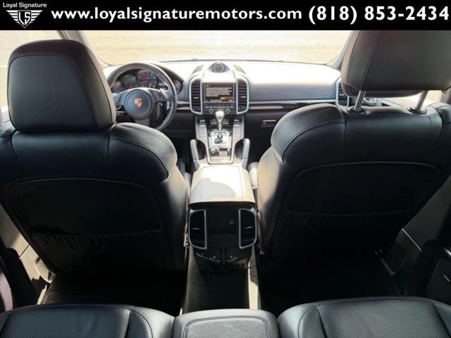 2014 Porsche Cayenne Platinum Edition