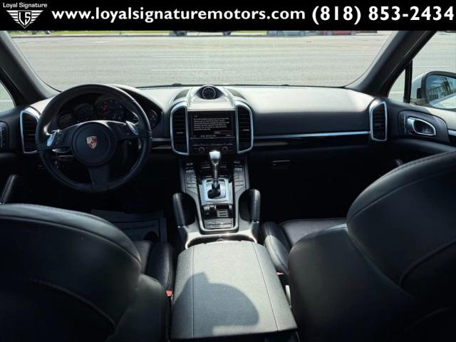 2014 Porsche Cayenne Platinum Edition