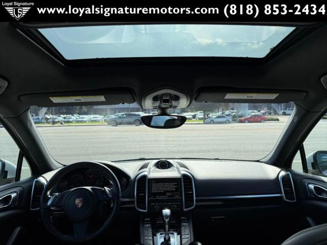 2014 Porsche Cayenne Platinum Edition