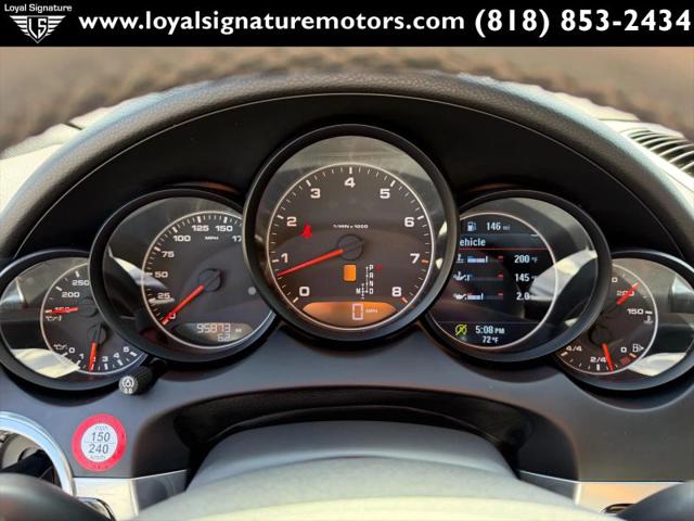 2014 Porsche Cayenne Platinum Edition
