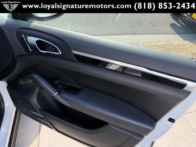 2014 Porsche Cayenne Platinum Edition