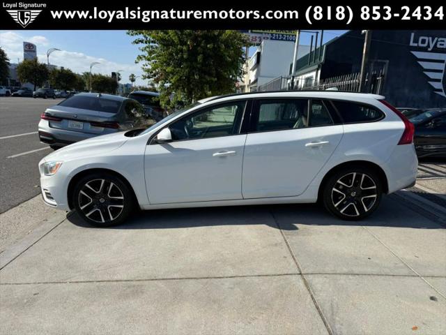 2017 Volvo V60 T5 Dynamic