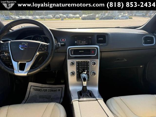 2017 Volvo V60 T5 Dynamic