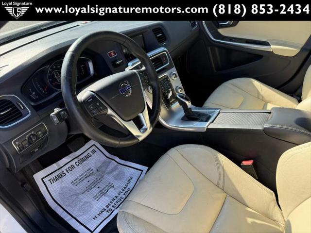 2017 Volvo V60 T5 Dynamic