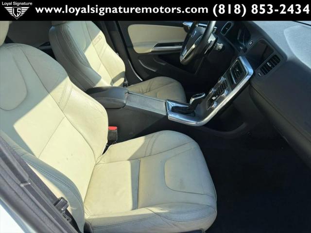 2017 Volvo V60 T5 Dynamic